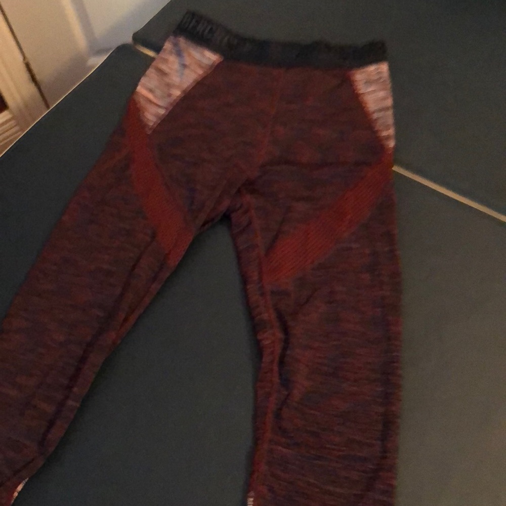 👀🥳 4/$20 Abercrombie leggings